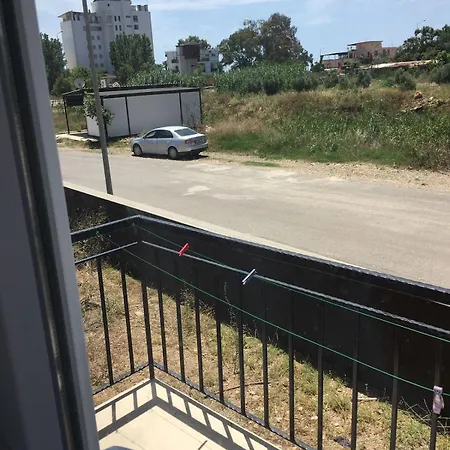 Koepruebasi Aile Apartmán *