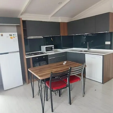 Koepruebasi Aile Apartmán
