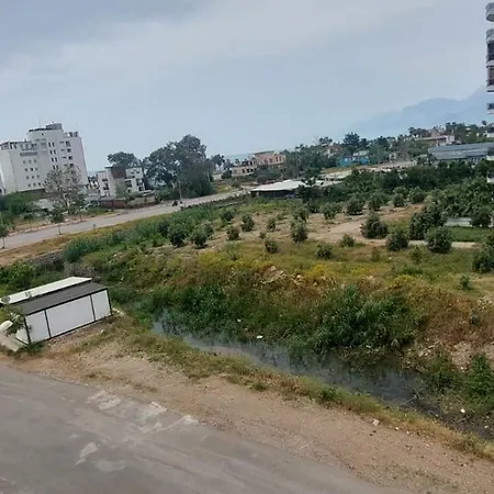 Apartmán Koepruebasi Aile